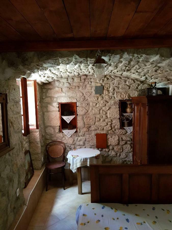 Holiday Home Banalu Jadranovo Buitenkant foto